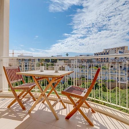 Modern Apartment Steps From Balluta Bay Sliema Exterior foto